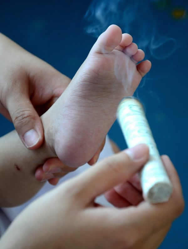 艾灸和打疫关系,艾灸是全能＂疫苗＂