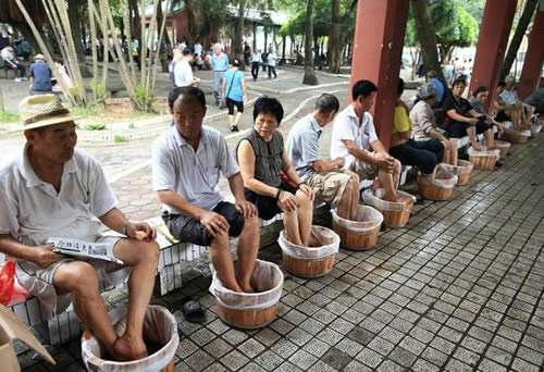 冬令进补三大方法,艾灸泡脚睡觉!