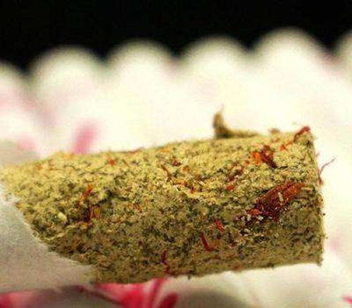 纯艾艾灸和中药艾灸那个好?