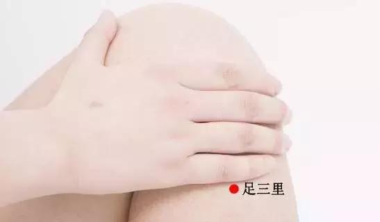 艾灸美容功效强,艾灸这几个穴位省下几十万美容