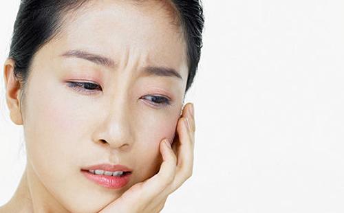 牙疼艾灸哪里图?牙痛艾灸的方法
