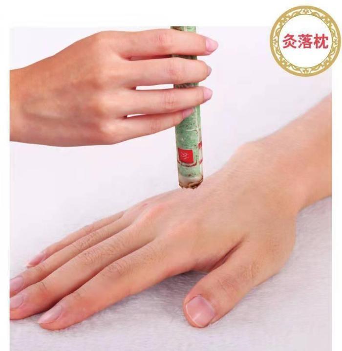 落枕怎么办?落枕肩周疼艾灸来化解！