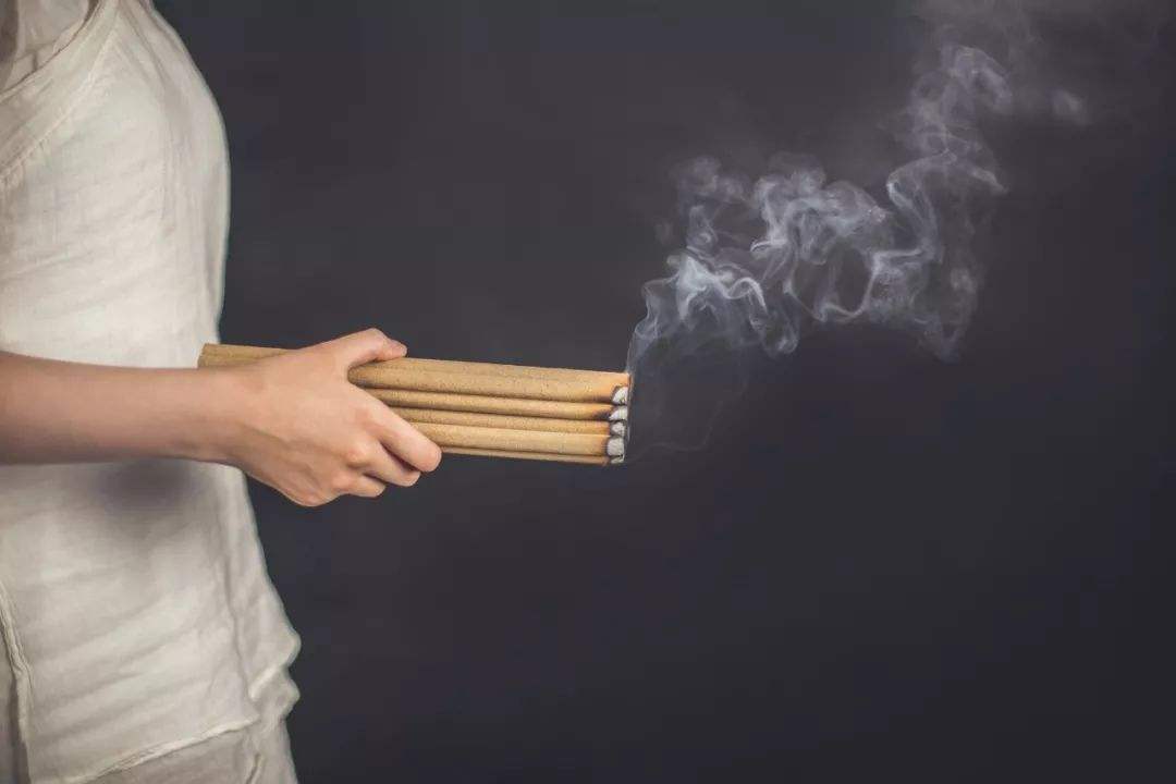 艾灸的功能:三要三不要,你知道几条?