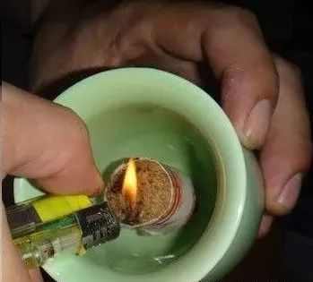 艾灸涌泉穴的作用