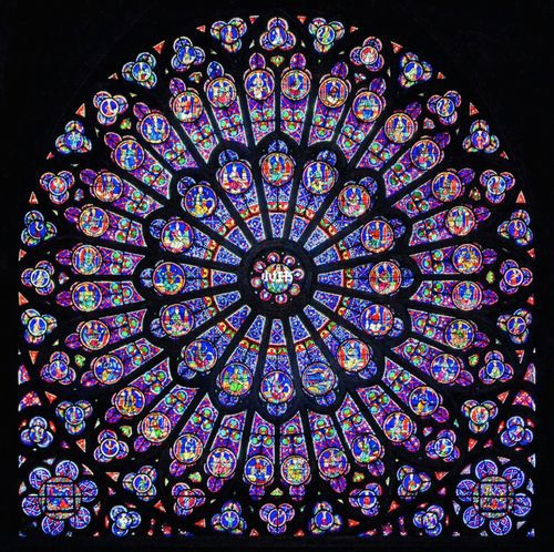 巴黎圣母院玻璃花窗介绍配图