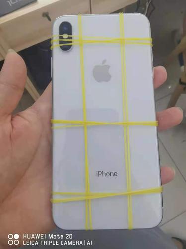 iPhone11换后盖玻璃配图