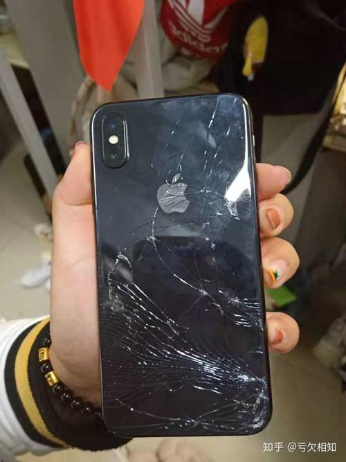 iPhoneX背面玻璃碎了,换多少钱配图