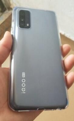 iqooz1换玻璃后盖视频配图