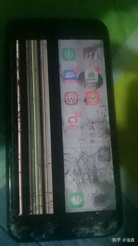 苹果7p屏幕玻璃碎了换要多少钱配图
