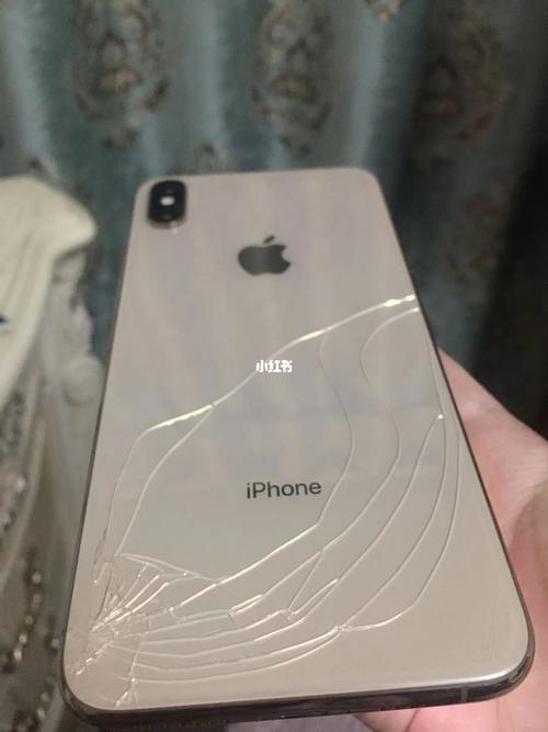 苹果xsmax玻璃后屏碎了可以不换吗配图