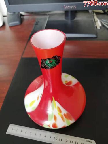 七八十年代玻璃花瓶价格配图
