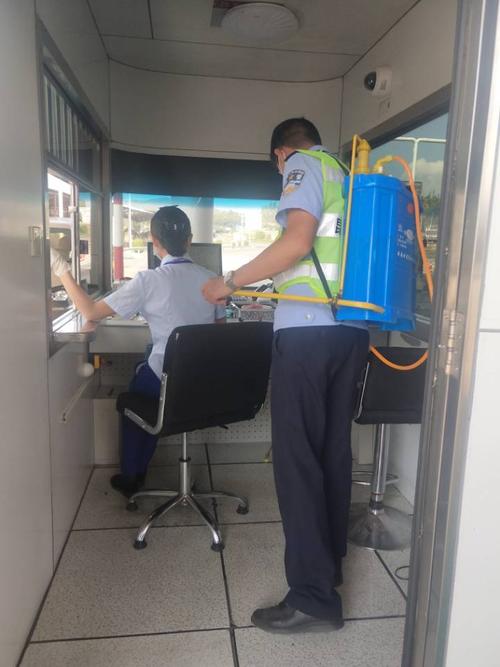 收费站宿舍更换玻璃配图