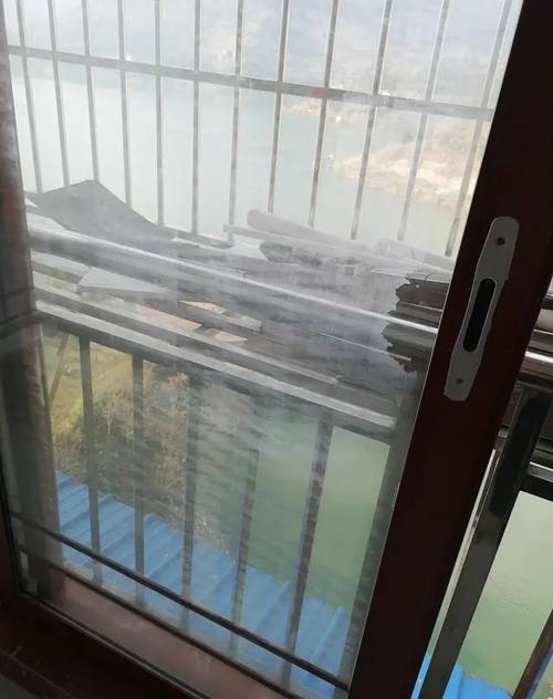 双层玻璃漏气可以不更换吗配图