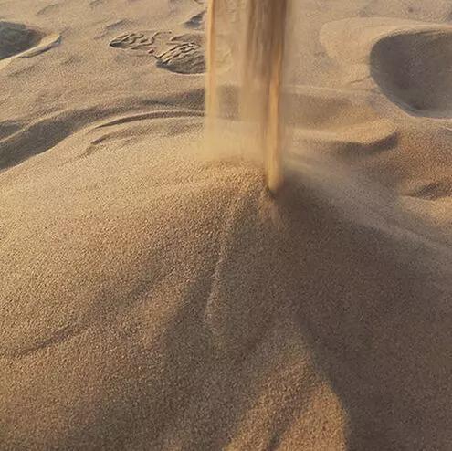 为什么沙漠的沙子不能制造玻璃配图