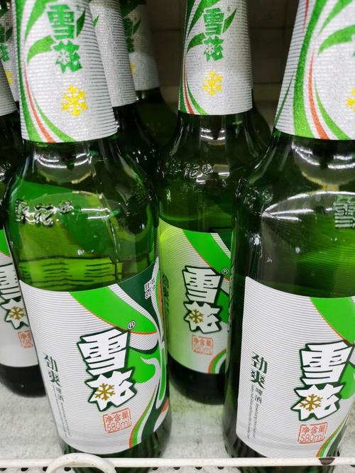 雪花绿色玻璃瓶啤酒多少毫升配图