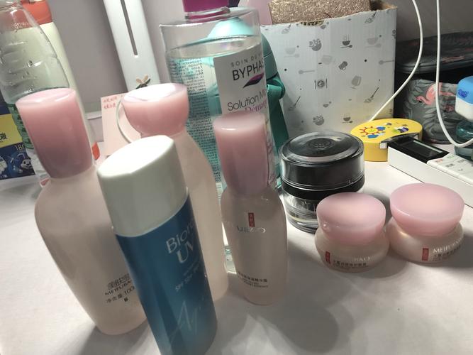 坐高铁可以带玻璃瓶的化妆品吗配图