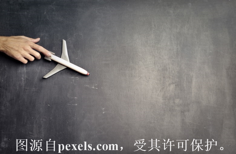 今天收到备案被取消，现在绑定不了域名，但是现在提交备案就是这