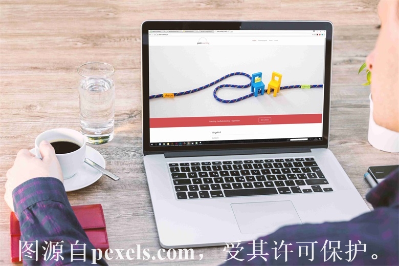 服务器给我换了机房胡系统出现很多错误，网站打不开
