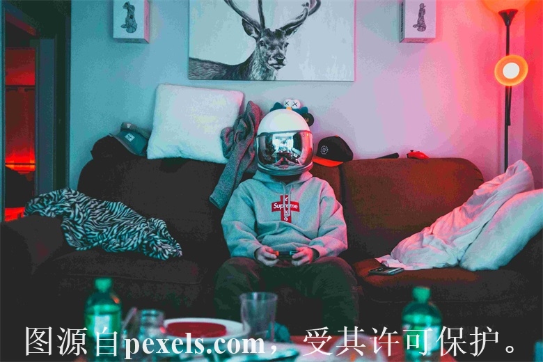 您好，网站域名修改后，点网站内含链接文字，出现错误提示(原来