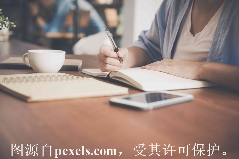 今天收到邮件，说dujunyi.com解析到境外