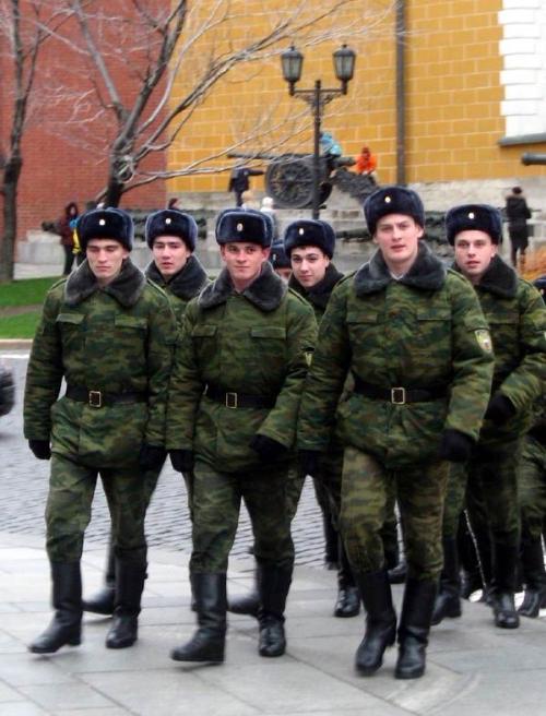 俄罗斯军服冬装配图