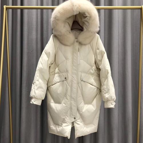 鹅绒羽绒服十大品牌配图