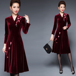 妈妈婚礼服高档冬装配图