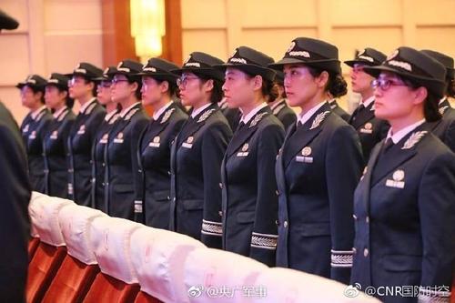 文职冬装怎么穿配图