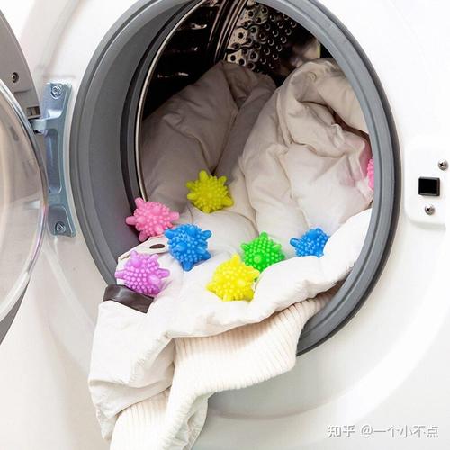 羽绒服能用全自动洗衣机洗吗?配图