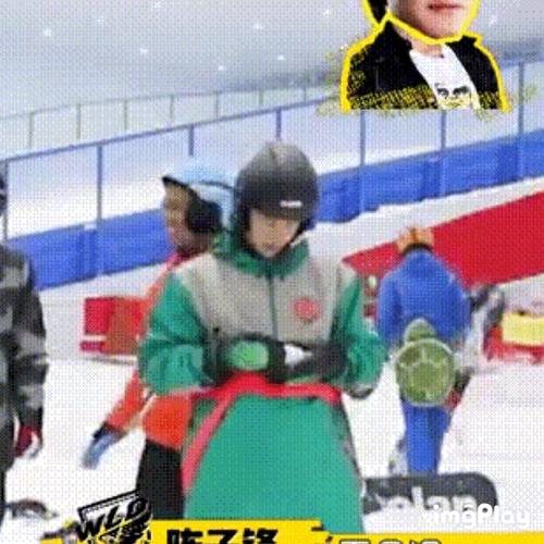 博君一笑滑雪是什么梗配图