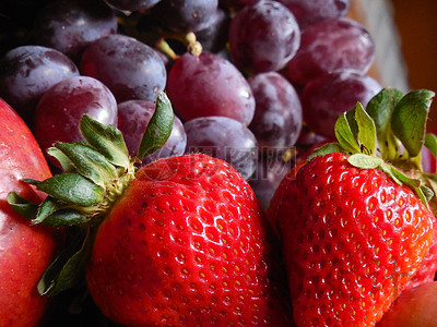 草莓和葡萄是什么梗配图