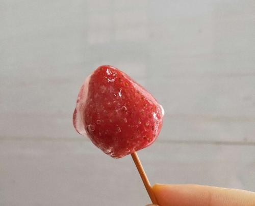 想吃草莓糖葫芦是什么梗