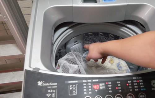 洗衣服有洗衣机什么梗配图