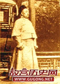 清代官服：清代官吏朝服和便服