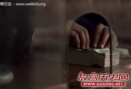 末代皇帝溥仪晚年重回紫禁城偷偷坐了一次龙椅