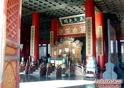 清朝皇帝的家宴是怎样进行的？