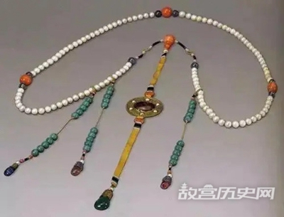 清朝大臣脖子上的珠子介绍