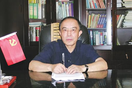 何谧(广济集团创始人?)