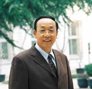 翟志荣(唢呐独奏《沸腾的黄土地》作者是谁，还有他的简历?)