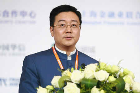 陈秋途(陈律师: 您好。 10月2号,我在平昌高速上出了车祸,我的全责)