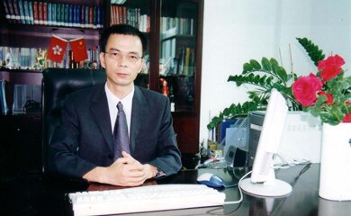 叶灿雄(叶律师你好,我方闯红灯,造成两方交通事故)