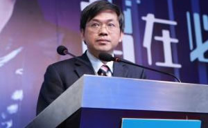 李晓忠(紫水晶的秘密【二】——“钟晓丽”和“李晓忠”作文_作业帮)