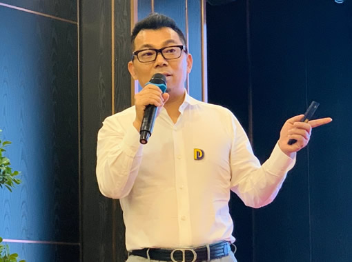 邢积国(吴律师:您好!我是三月五号刚从看守所释放的邢满人员,不过...)