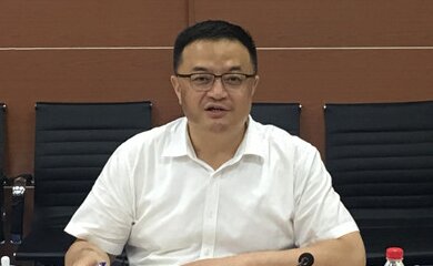 尤峥(竺延风寄语尤峥督导,东风风神能否重回十万辆俱乐部?)