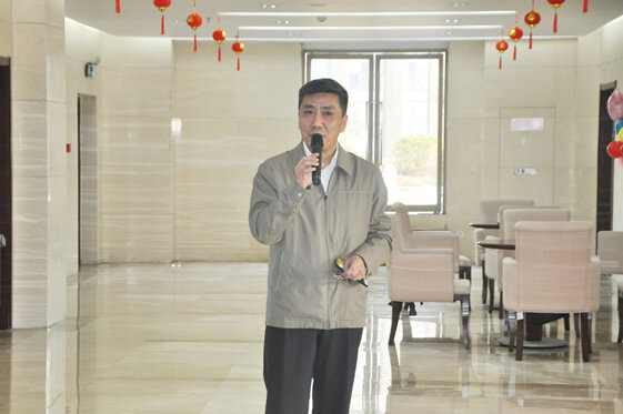 魏臻(魏臻嫁给王迅熬过穷和苦，为什么婚姻惨淡收场?)