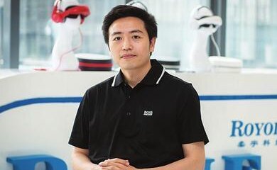 刘自鸿(柔宇科技的创始人是谁?)