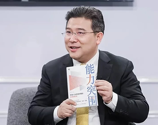 艾小明(哪位老师 谁了解!三菱巨人通力电梯收费贵不贵,巨人通力电...)