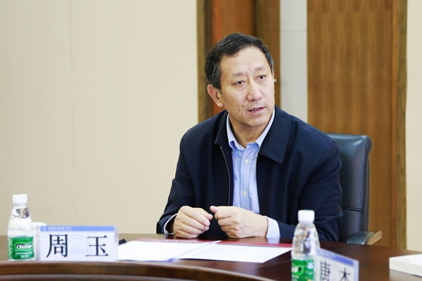 周玉(周玉的所有小说?)