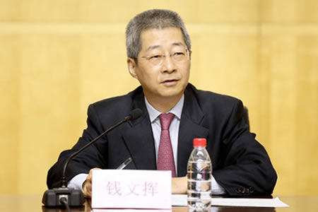 钱文挥(1616年，努尔哈赤自称“天命汗”，铸“天命汗钱”，钱币的面文有几种?铸造水平怎样?)