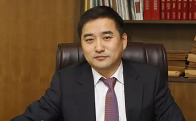 施亮(阅读下面的文字,完成下列各题。中国报业第一人:王韬施亮...)